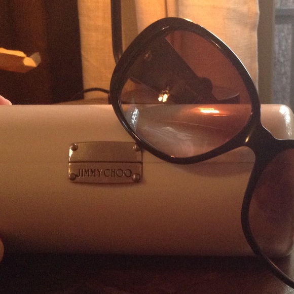 😎 Jimmy Choo Sunglasses & Case - Picture 3 of 8